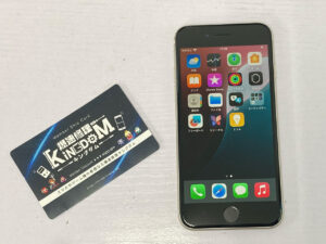 iPhone SE3で液晶漏れ・黒いシミ・縦線の症状出ていませんか？即日で画面修理可能です！