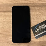 iPhone 12 Proの画面割れを放置すると危険？修理前に知るべき3つの症状と料金